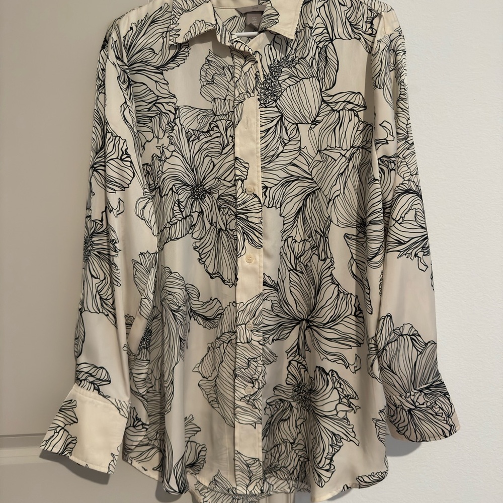 Floral Print Button-Up Blouse